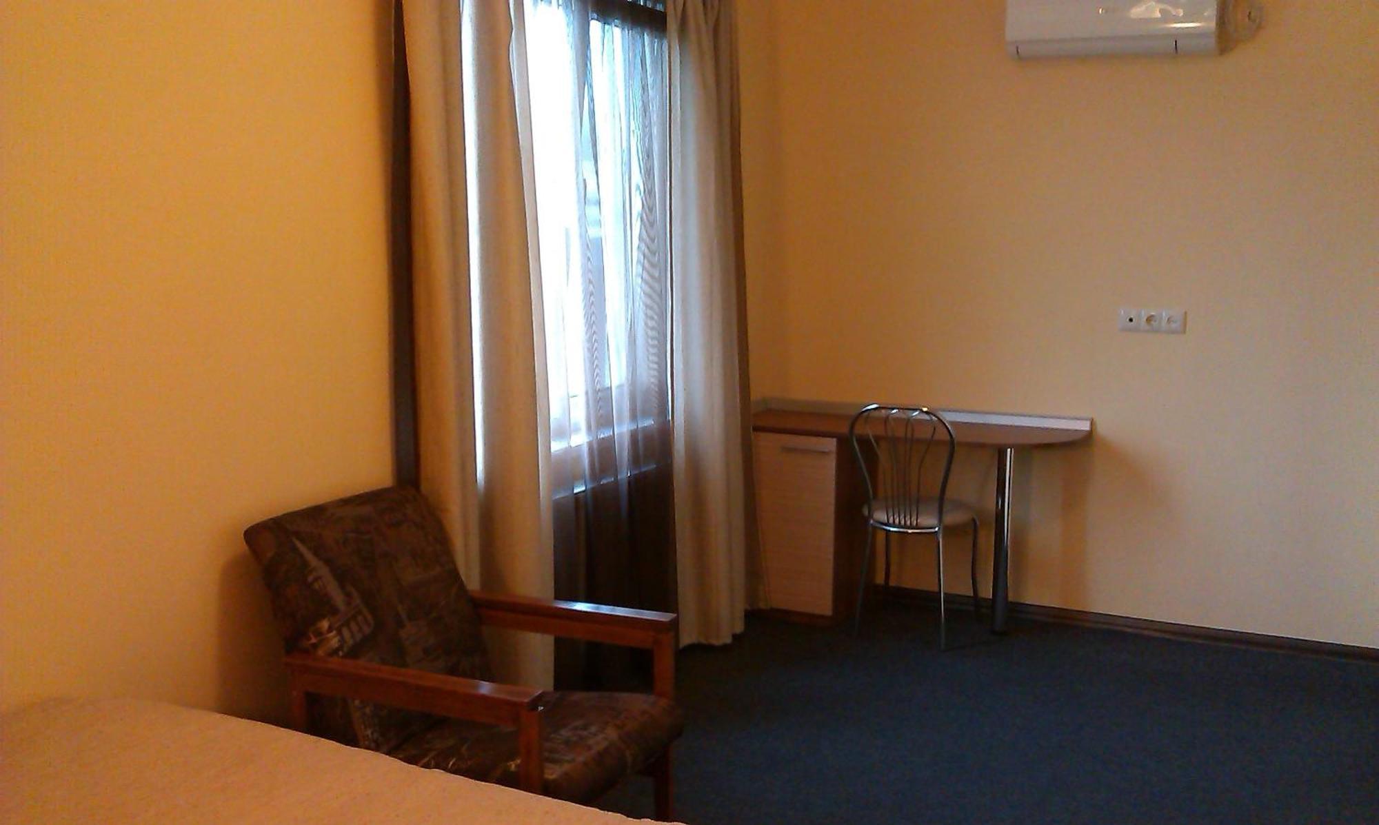 Yuzhniy Dvorik Aparthotel Odessa Exteriör bild